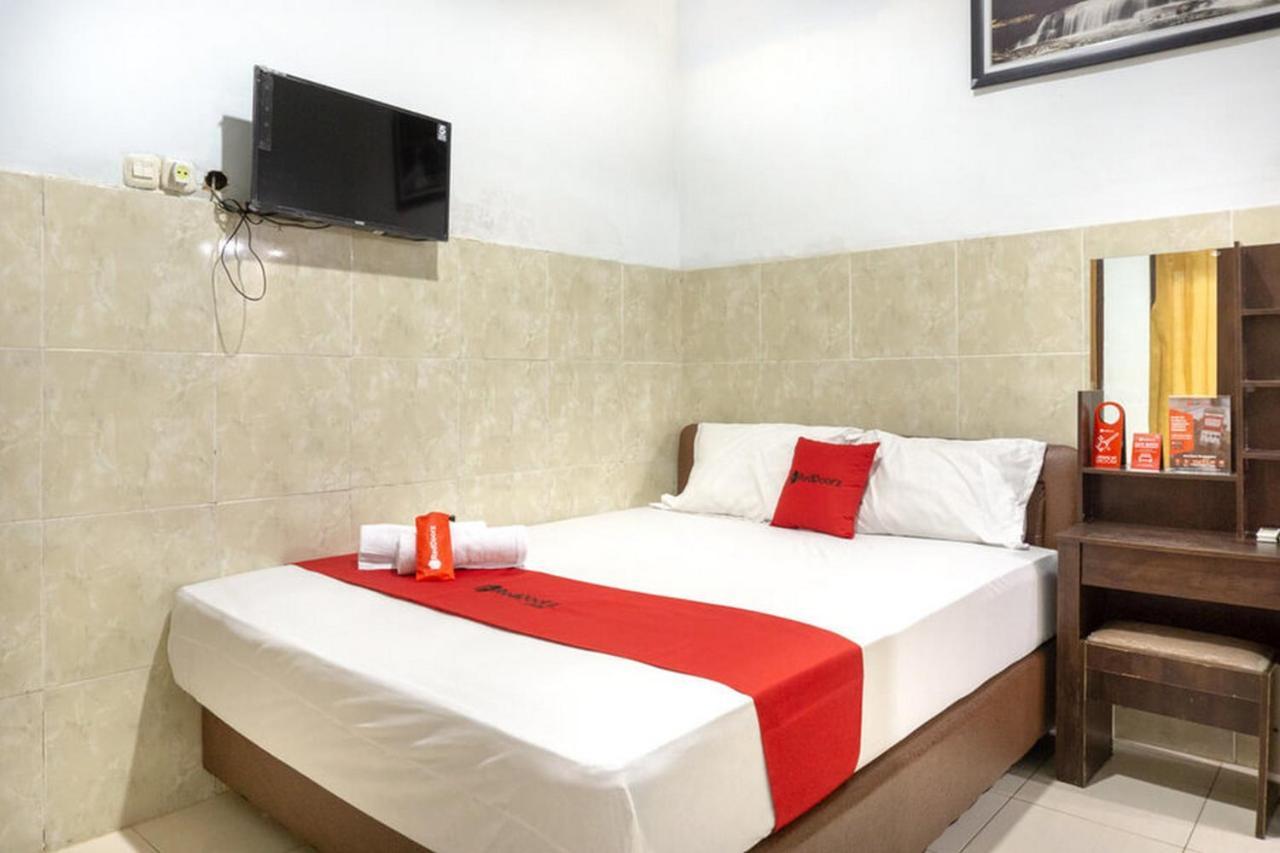 Reddoorz @ Hotel Surabaya Sumenep מראה חיצוני תמונה