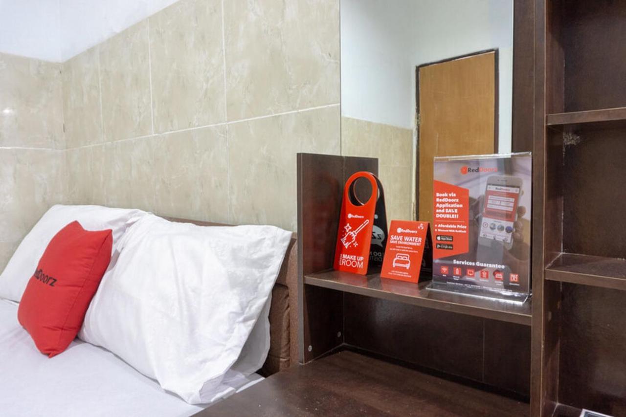 Reddoorz @ Hotel Surabaya Sumenep מראה חיצוני תמונה